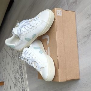 Matcha Veja Campo Leather